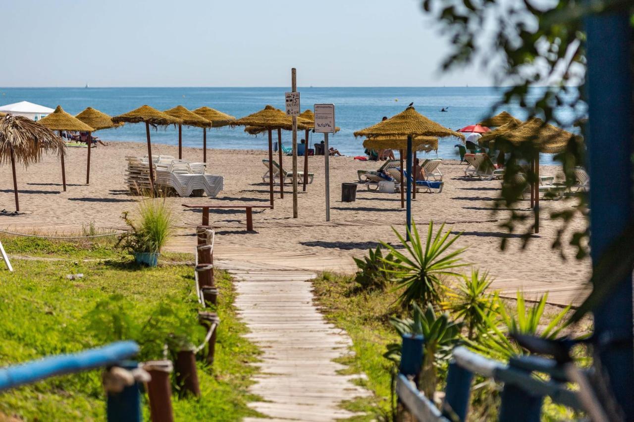Sun Coast Benalmadena -- Superb Studio With 4 Pools, Gardens & Breakfast 外观 照片