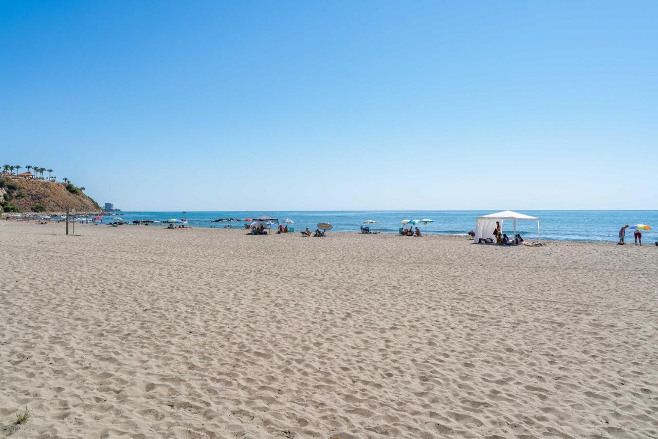 Sun Coast Benalmadena -- Superb Studio With 4 Pools, Gardens & Breakfast 外观 照片